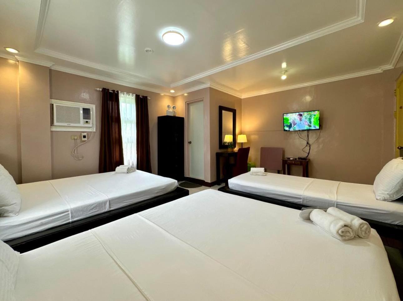 Batanes Seaside Lodge & Restaurant Basco Ngoại thất bức ảnh
