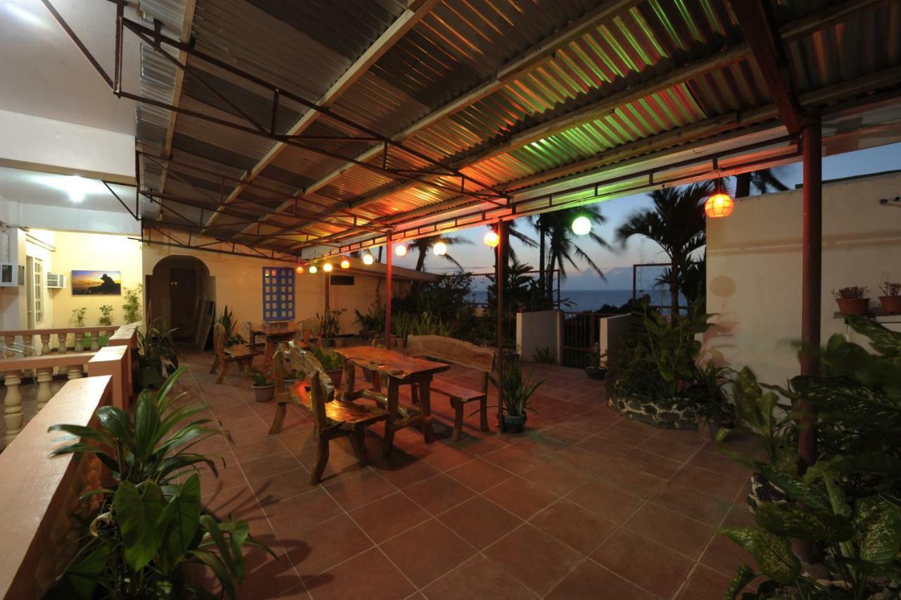 Batanes Seaside Lodge & Restaurant Basco Ngoại thất bức ảnh